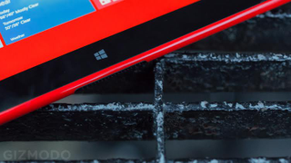 Illustration for article titled Lumia 2520 Review: Not Much More Than a Pretty Face